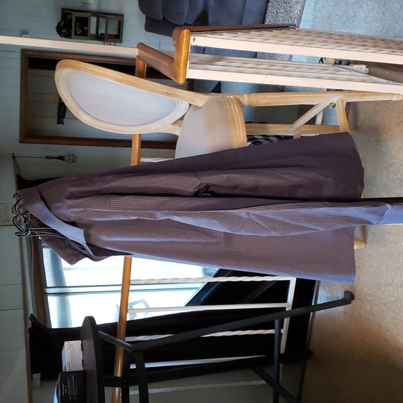 👔JOS. A. BANK RESERVE MENS BUTTON DOWN SHIRT 👔 - Picture 4 of 8